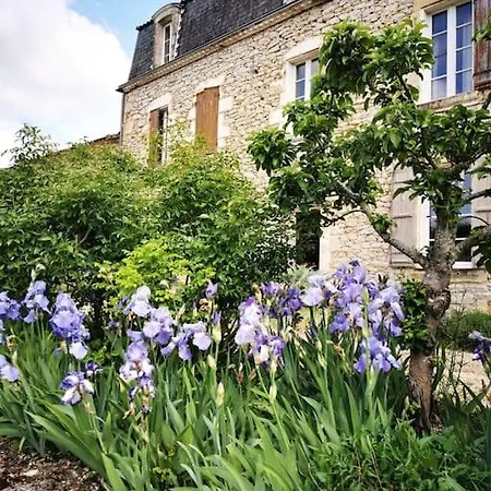 펜션 Manoir Des Vites, Charming Saint-Ferme